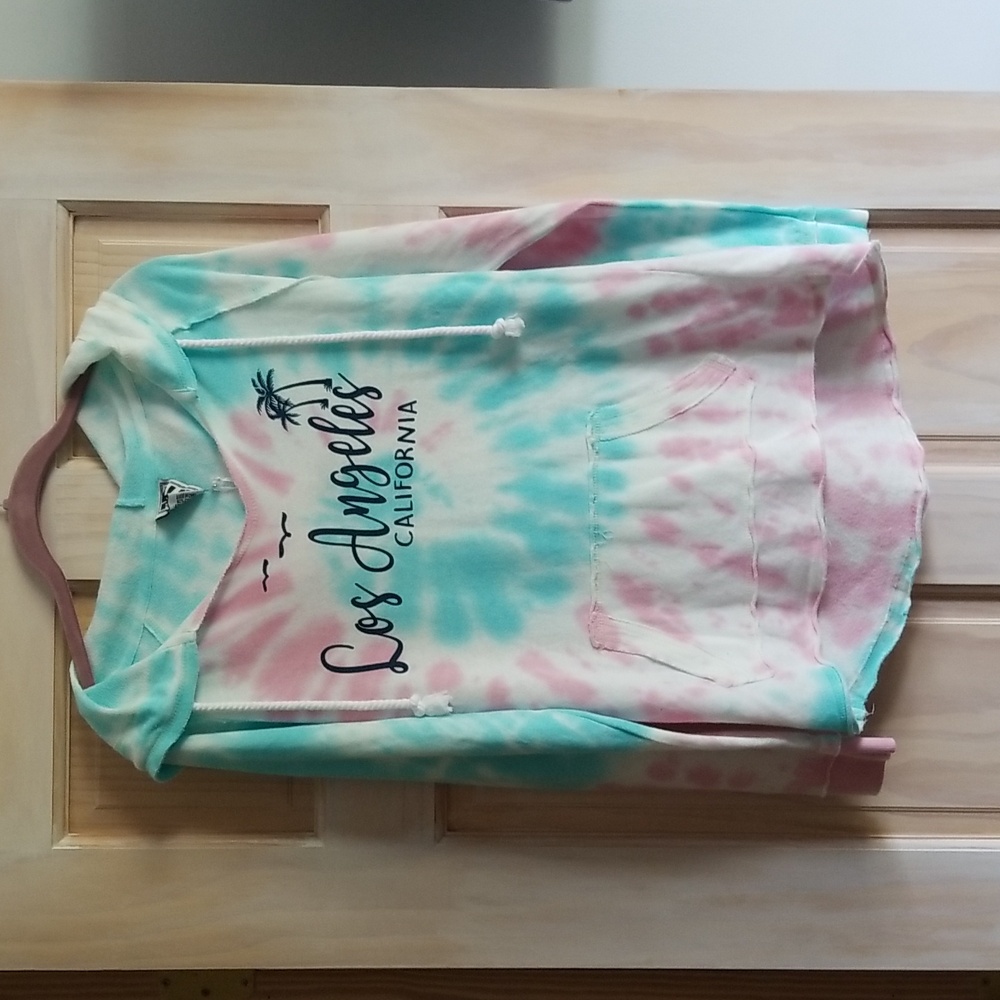 women shirt Los Angeles hooded Shirt (Size M)
